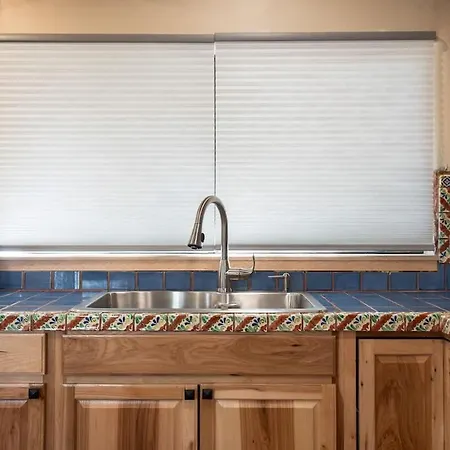 - Steps To The Plaza Holiday home